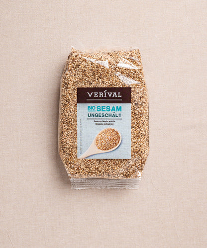 Das Paket mit ungeschältem Sesam von Verival Bio bietet eine reichhaltige Quelle an natürlichem Protein.
